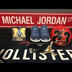 Nike Air Jordan Retro 11 Low GT 645107-408